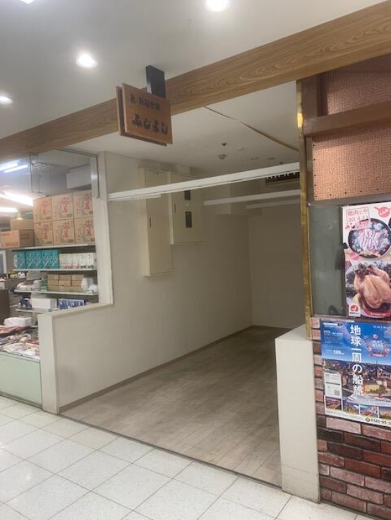 【兵庫県神戸市東灘区】JR神戸線 甲南山手駅から徒歩4分／飲食店可／ショッピングセンター内店舗／約3.33坪